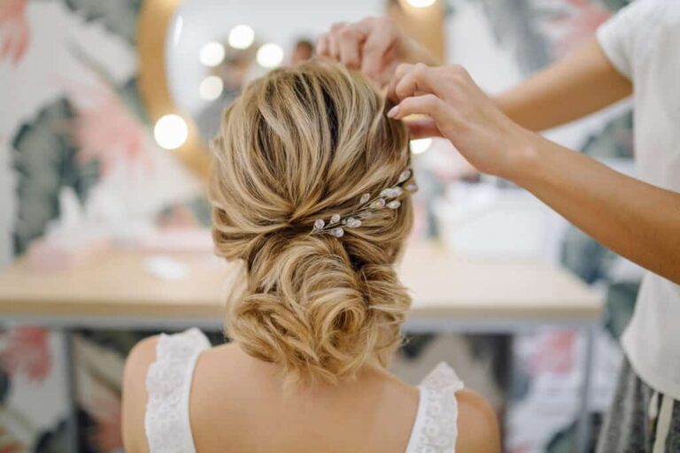 hairdresser-woman-weaving-braid-hair-wedding-styling-1-1024x683_9454d916-4cfd-45e2-9f42-2243c6c99606